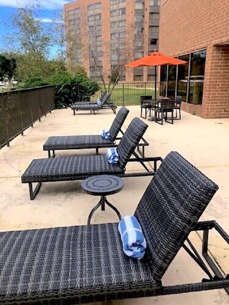 Doubletree By Hilton Lisle Naperville Exterior foto