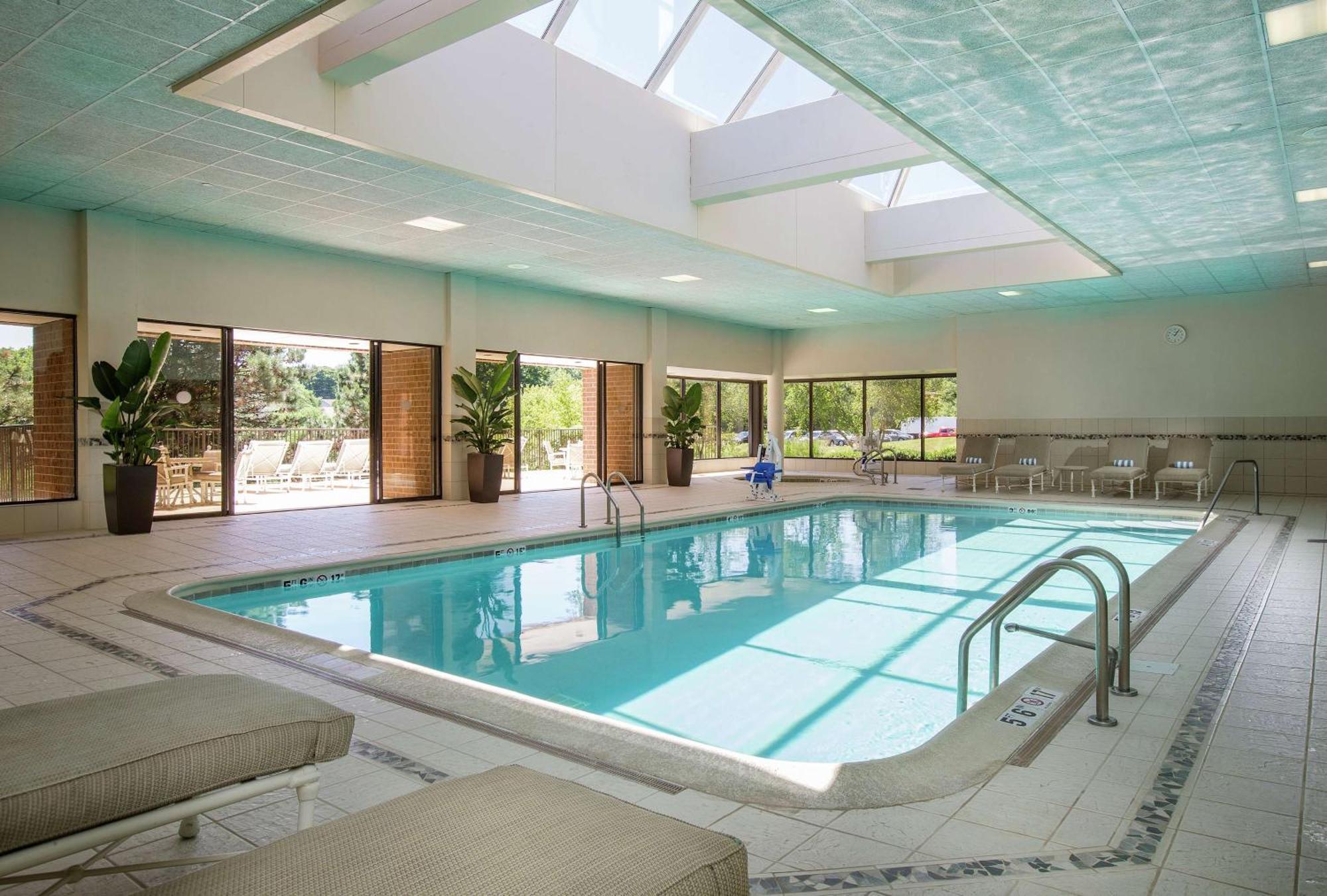 Doubletree By Hilton Lisle Naperville Exterior foto